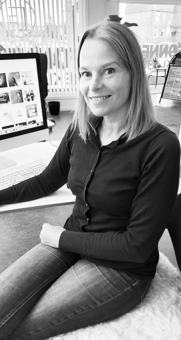 Turid på kontoret i Søndregata 12 på Stjørdal